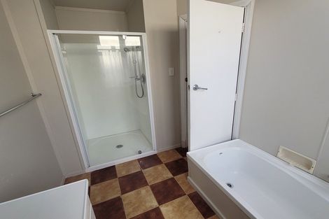 Photo of property in 136 Russell Street, Westport, 7825