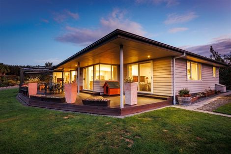 Photo of property in 71 Polson Hill Drive, Aokautere, Palmerston North, 4471