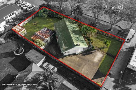 Photo of property in 13c Edinburgh Avenue, Rosehill, Papakura, 2113