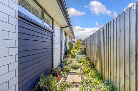 Photo of property in 106 Caulfield Avenue, Halswell, Christchurch, 8025