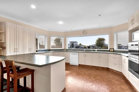 Photo of property in 79 Broadway, Stratford, 4332