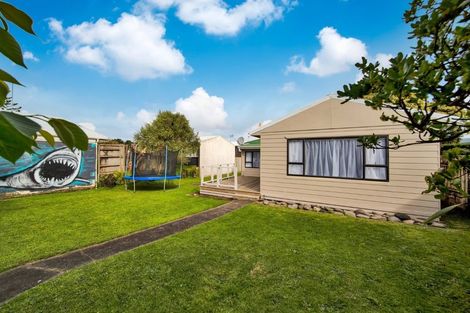 Photo of property in 87 Ngamotu Road, Spotswood, New Plymouth, 4310