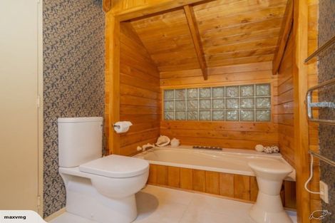 Photo of property in 8 Victoria Street, Whitianga, 3510