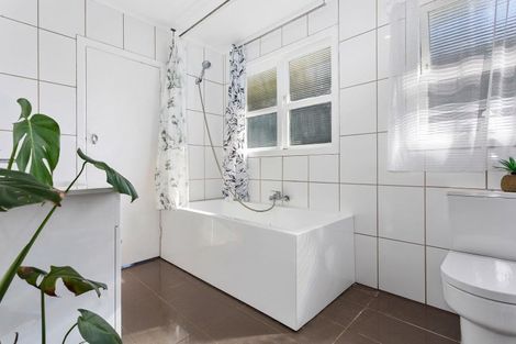 Photo of property in 34 Hinemotu Avenue, Kawerau, 3127