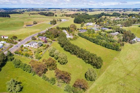 Photo of property in 82 Halcombe Road, Feilding, 4775