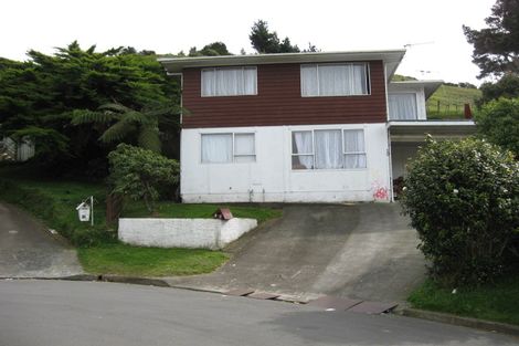 Photo of property in 10 Harlow Grove, Wainuiomata, Lower Hutt, 5014