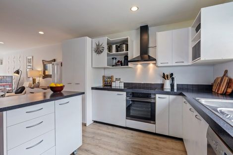 Photo of property in 17a Whiteleigh Avenue, Addington, Christchurch, 8024