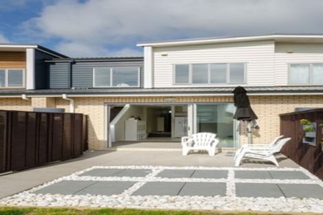 Photo of property in 18 Station Street, Hobsonville, Auckland, 0616