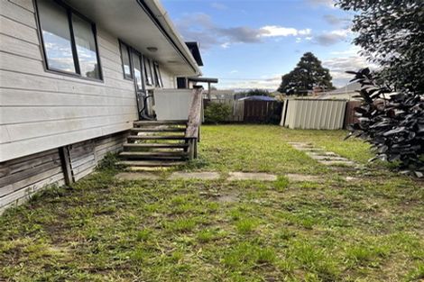 Photo of property in 93a Henderson Valley Road, Henderson, Auckland, 0612