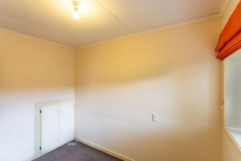 Photo of property in 208 Memorial Avenue, Burnside, Christchurch, 8053