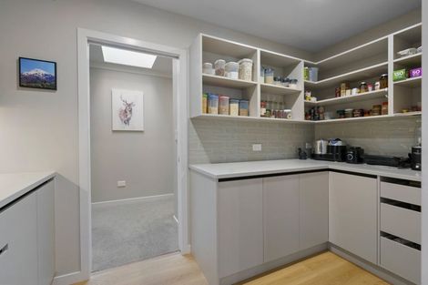 Photo of property in 32 Hugo Shaw Drive, Cambridge, 3434