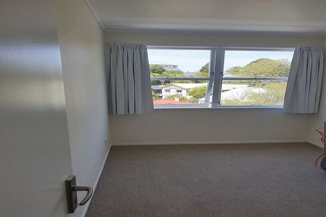 Photo of property in 10a Norna Crescent, Kelburn, Wellington, 6012