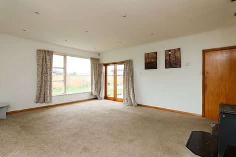 Photo of property in 79 James Line, Kelvin Grove, Palmerston North, 4414