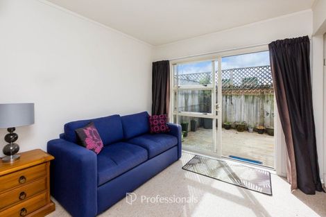 Photo of property in Kowhai Court, 16/17 John Street, Trentham, Upper Hutt, 5018
