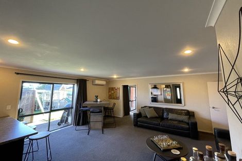 Photo of property in 77a Isabella Drive, Pukekohe, 2120