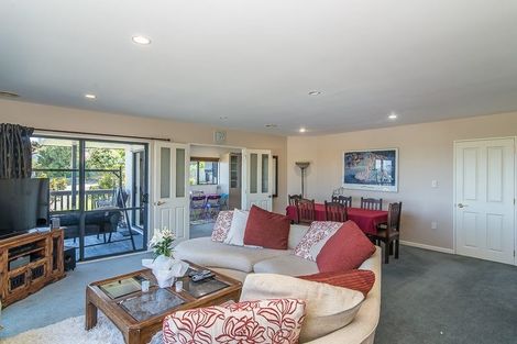 Photo of property in 54 Kakariki Grove, Waikanae, 5036