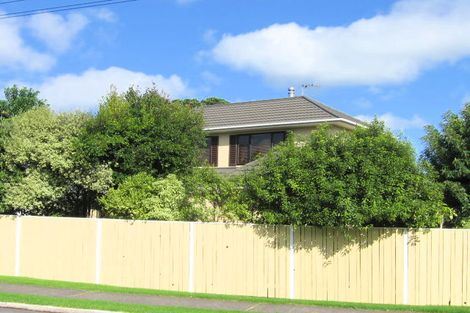 Photo of property in 1 Morrow Avenue, Bucklands Beach, Auckland, 2012