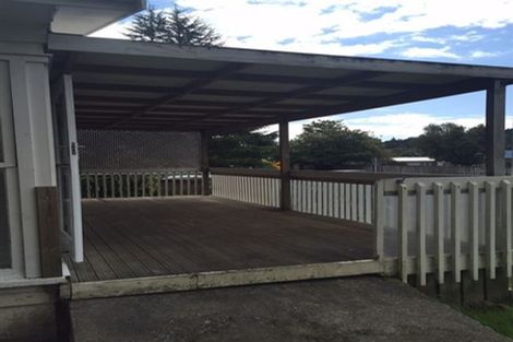 Photo of property in 48 Lauderdale Road, Birkdale, Auckland, 0626