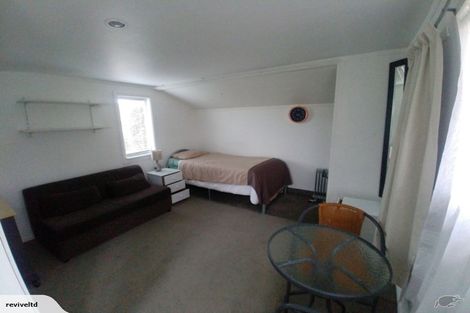 Photo of property in 2/30 Neal Avenue, Glenfield, Auckland, 0629