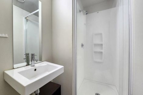 Photo of property in Cube Apartments, 5h/242 Taranaki Street, Mount Cook, Wellington, 6011