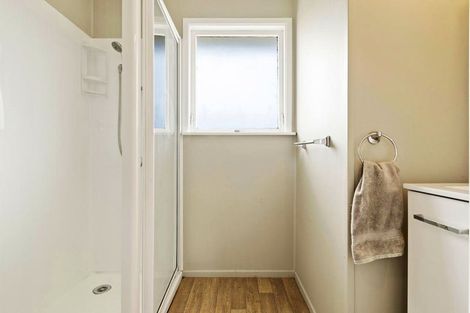 Photo of property in 3 Mountbatten Place, Papakura, 2110