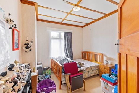 Photo of property in 77 Heretaunga Street, Palmerston North, 4414