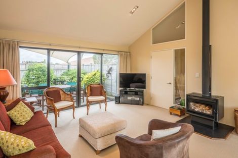 Photo of property in 30 Regent Drive, Paraparaumu Beach, Paraparaumu, 5032