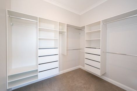 Photo of property in 8 Gage Lane, Havelock North, 4130