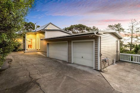 Photo of property in 24 Poplar Road, Stanmore Bay, Whangaparaoa, 0932