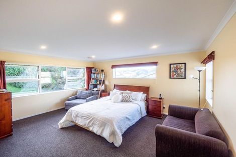 Photo of property in 51 Mauldeth Terrace, Churton Park, Wellington, 6037