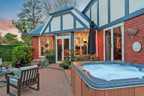 Photo of property in 24 Larch Place, Casebrook, Christchurch, 8051