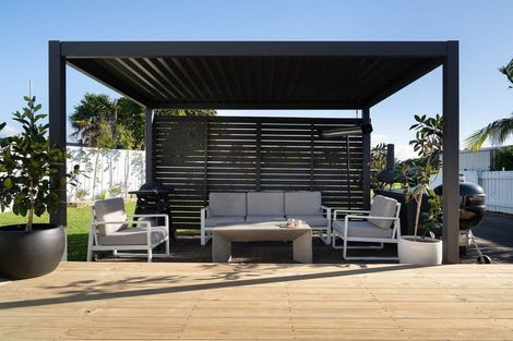 Photo of property in 228 Gravatt Road, Papamoa Beach, Papamoa, 3118
