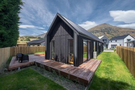Photo of property in 7 Bathans Lane, Lake Hayes, Queenstown, 9304