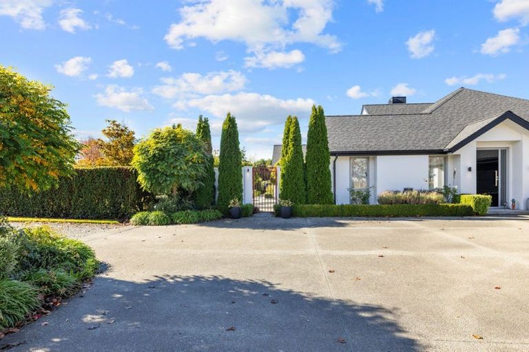 Photo of property in 92 Hodgens Road, Prebbleton, 7676