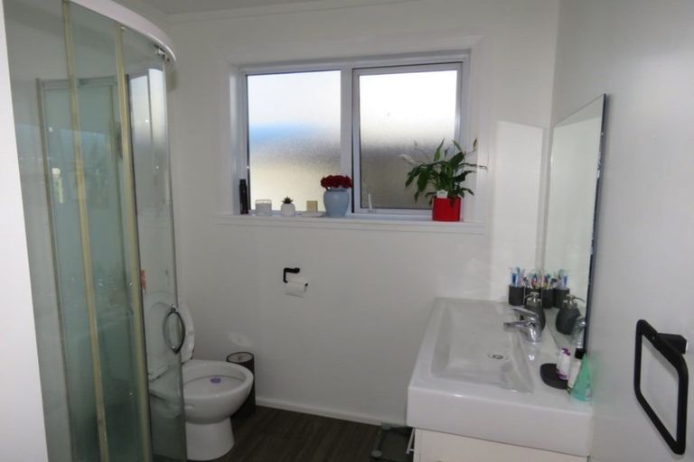 Photo of property in 72 Rintoul Street, Westport, 7825