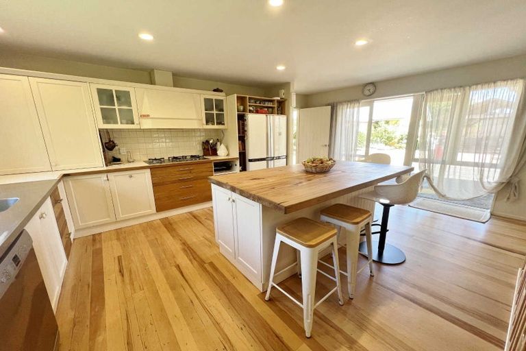 Photo of property in 8 Highland Brae, Prebbleton, 7604