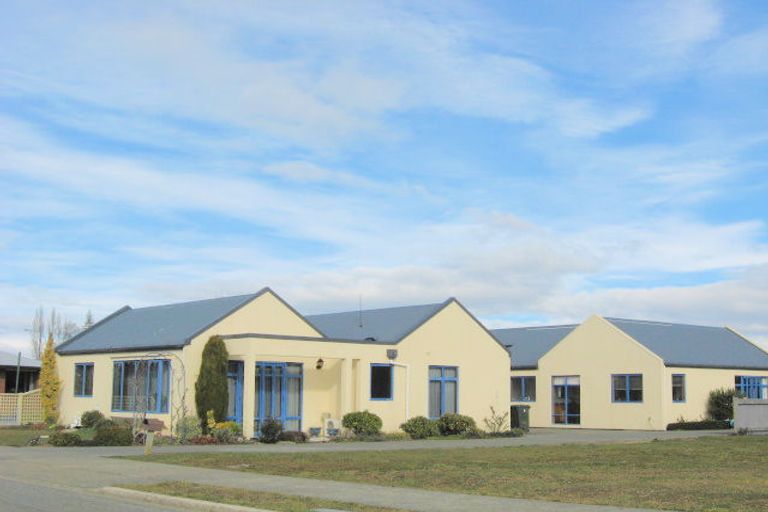 Photo of property in 5b Kepler Place, Te Anau, 9600