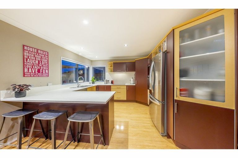 Photo of property in 13 Dunaff Place, Flat Bush, Auckland, 2019
