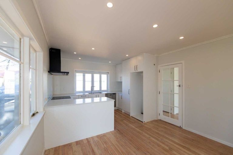 Photo of property in 9b Lawrence Street, Otane, 4202