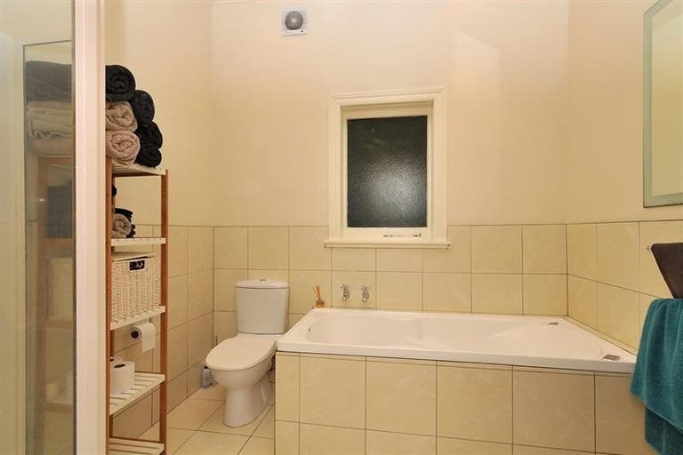 Photo of property in 33 Reuben Avenue, Brooklyn, Wellington, 6021