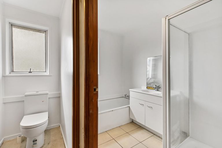 Photo of property in 27 Prangley Avenue, Mangere, Auckland, 2022