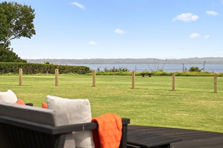 Photo of property in 337d Clarks Beach Road, Clarks Beach, Pukekohe, 2679