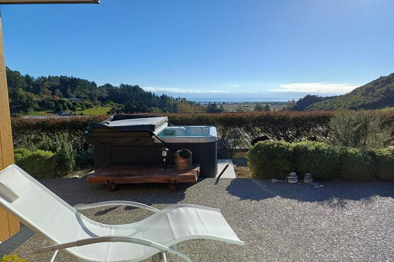 Photo of property in 6 Skylark Rise, Todds Valley, Nelson, 7071