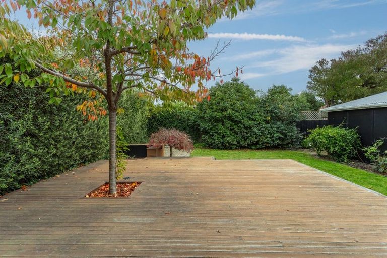 Photo of property in 35 Deepdale Street, Burnside, Christchurch, 8053