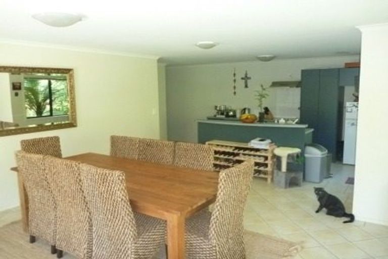 Photo of property in 22 Catrina Avenue, Birkenhead, Auckland, 0626