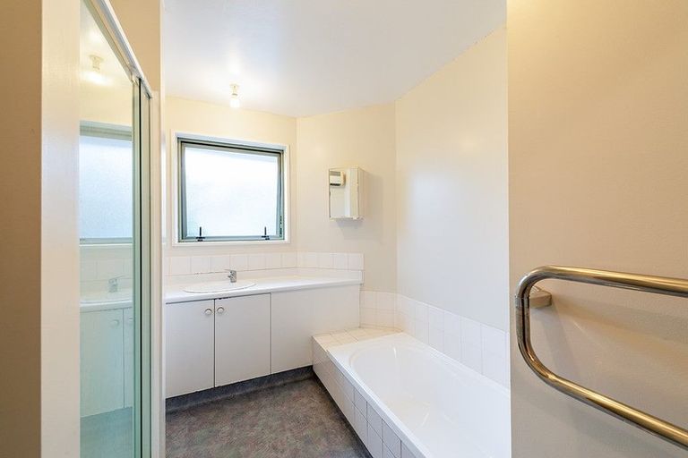 Photo of property in 12a Shaftesbury Street, Avonhead, Christchurch, 8042