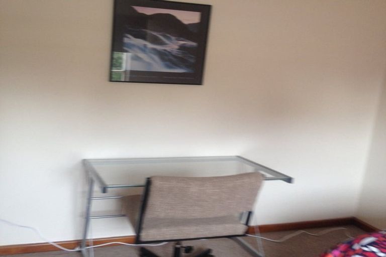 Photo of property in 16 Freyberg Street, Roslyn, Palmerston North, 4414