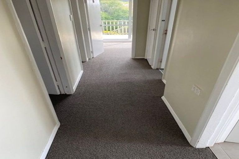Photo of property in 5 Hillary Street, Tawa, Wellington, 5028