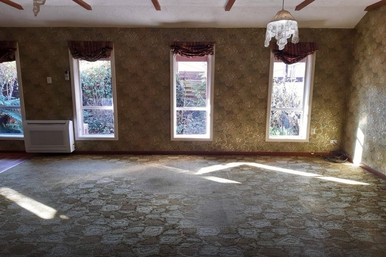 Photo of property in 135 Grahams Road, Burnside, Christchurch, 8053