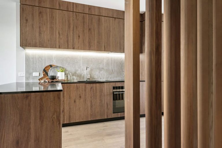 Photo of property in 9b Windlass Street, Long Bay, Auckland, 0630